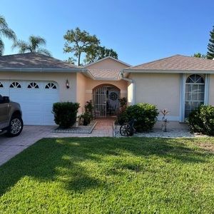 Meet your Posher, Deanna